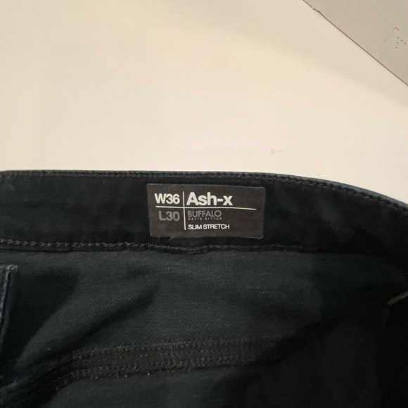 Mixed batch of Buffalo jeans for men worn once/few times only. Great condition!! - Picture 6 of 16